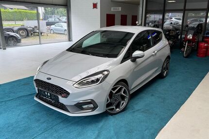 Ford Fiesta 123.521 km 13.999 &euro; Freudenberg 57258
