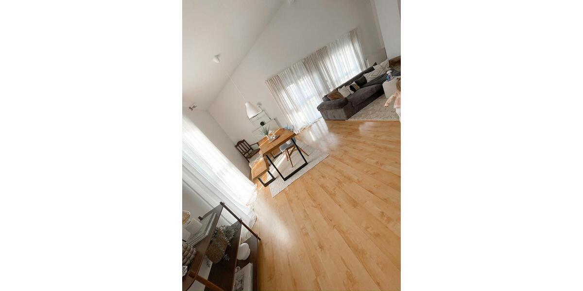 Mehrfamilienhaus, Wohnhaus Bergneustadt - 8 Zimmer, 233 m&sup2;, 449.000&euro; | Angebot:26575881