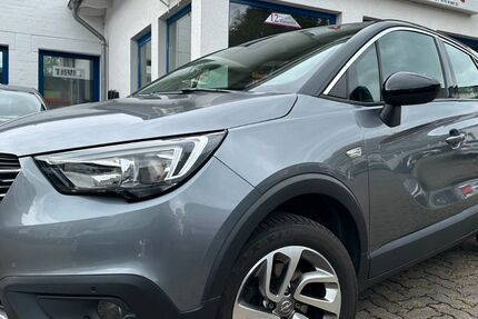 Opel Crossland (X) 112.000 km 12.949 &euro; Gummersbach (Zwischen Toom Markt und ATU) 51645