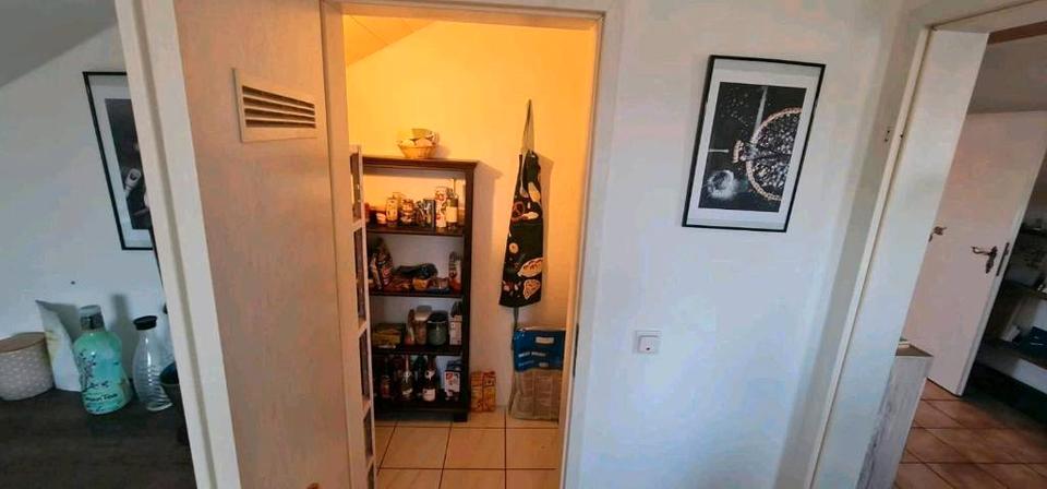 Dachgeschoßwohnung Ruppichteroth - 3.5 Zimmer, 106 m&sup2;, 240.000&euro; | Angebot:26545172