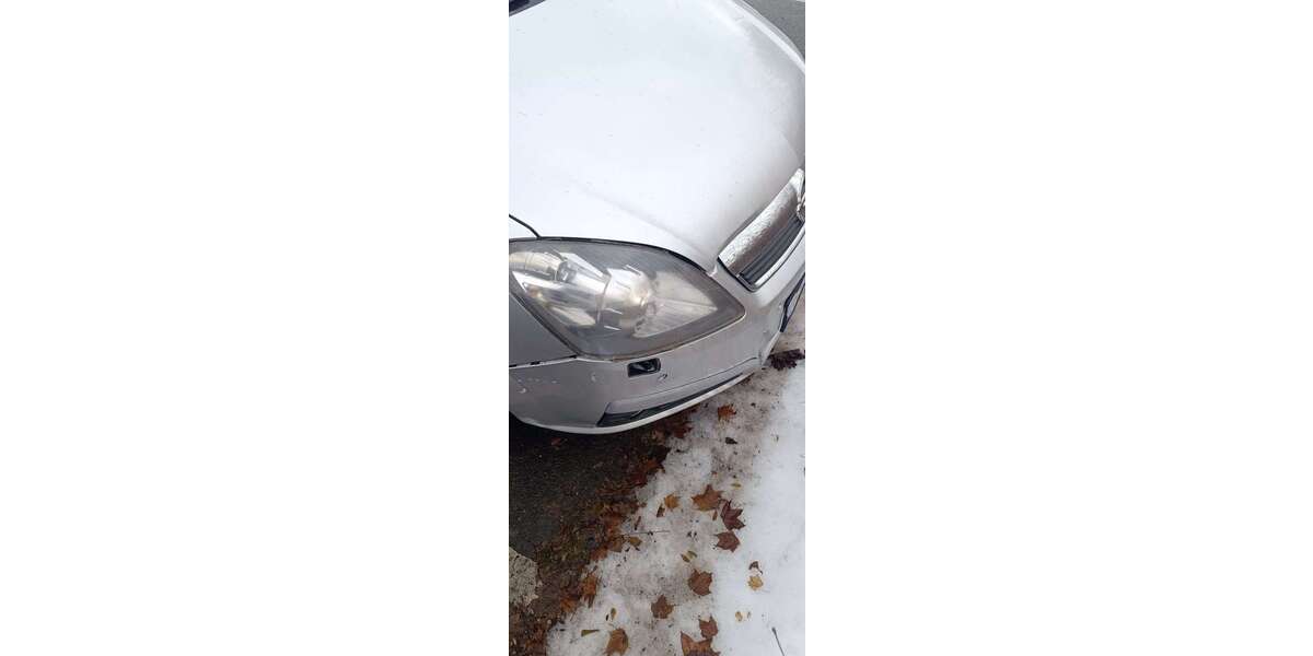 Opel Zafira 295.000 km 1.400 &euro; Gummersbach 51643
