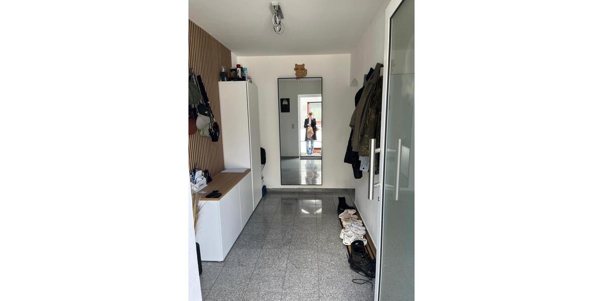 Etagenwohnung Engelskirchen - 1 Zimmer, 60 m&sup2;, 470&euro; | Angebot:25959327