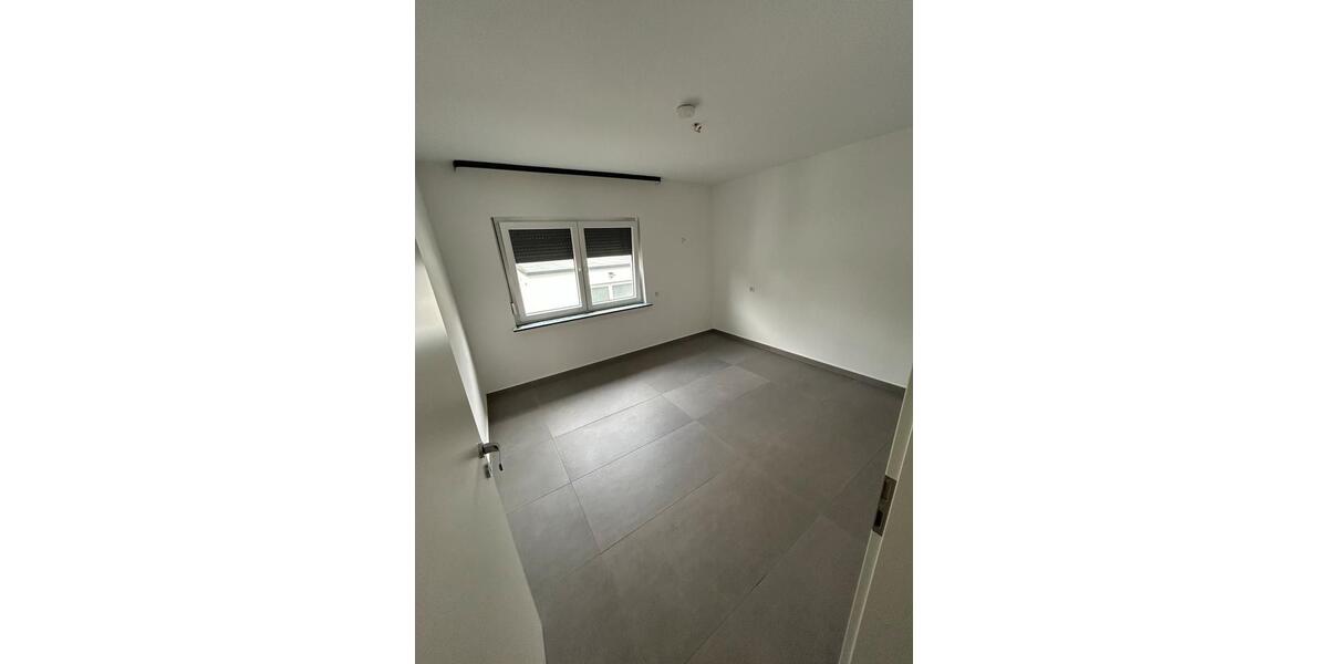 Erdgeschoßwohnung Olpe - 5 Zimmer, 100 m&sup2;, 1.350&euro; | Angebot:25987345