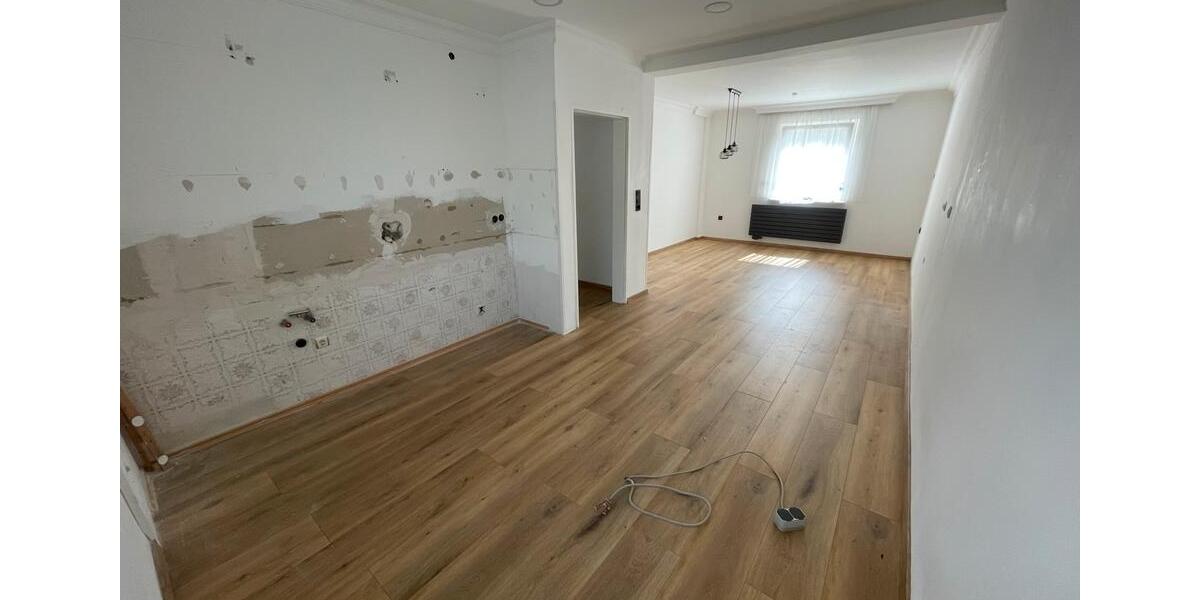 Etagenwohnung Plettenberg - 4 Zimmer, 115 m&sup2;, 680&euro; | Angebot:26564942