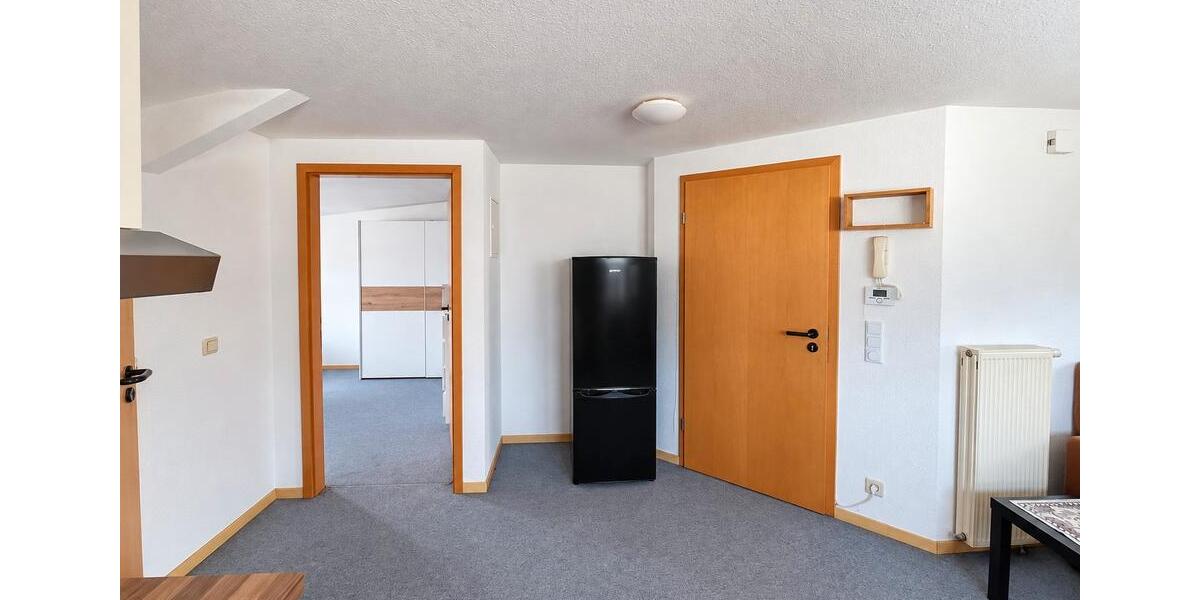 Dachgeschoßwohnung Attendorn - 2 Zimmer, 40 m&sup2;, 420&euro; | Angebot:27582582