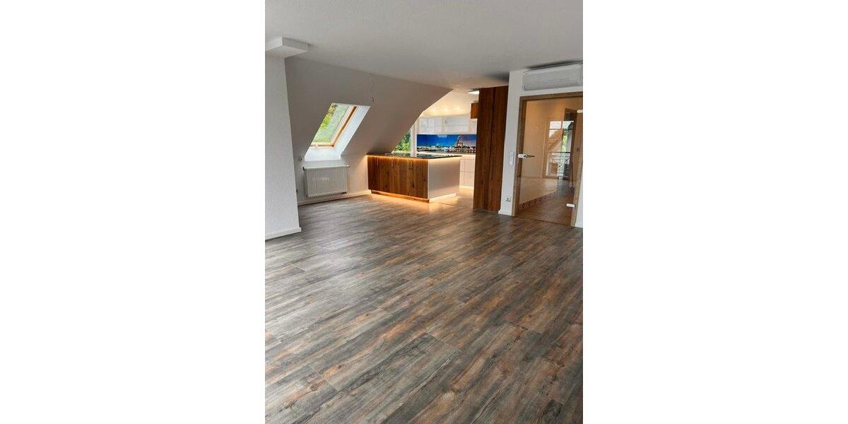 Dachgeschoßwohnung Nümbrecht - 3 Zimmer, 99 m&sup2;, 499.000&euro; | Angebot:27290666
