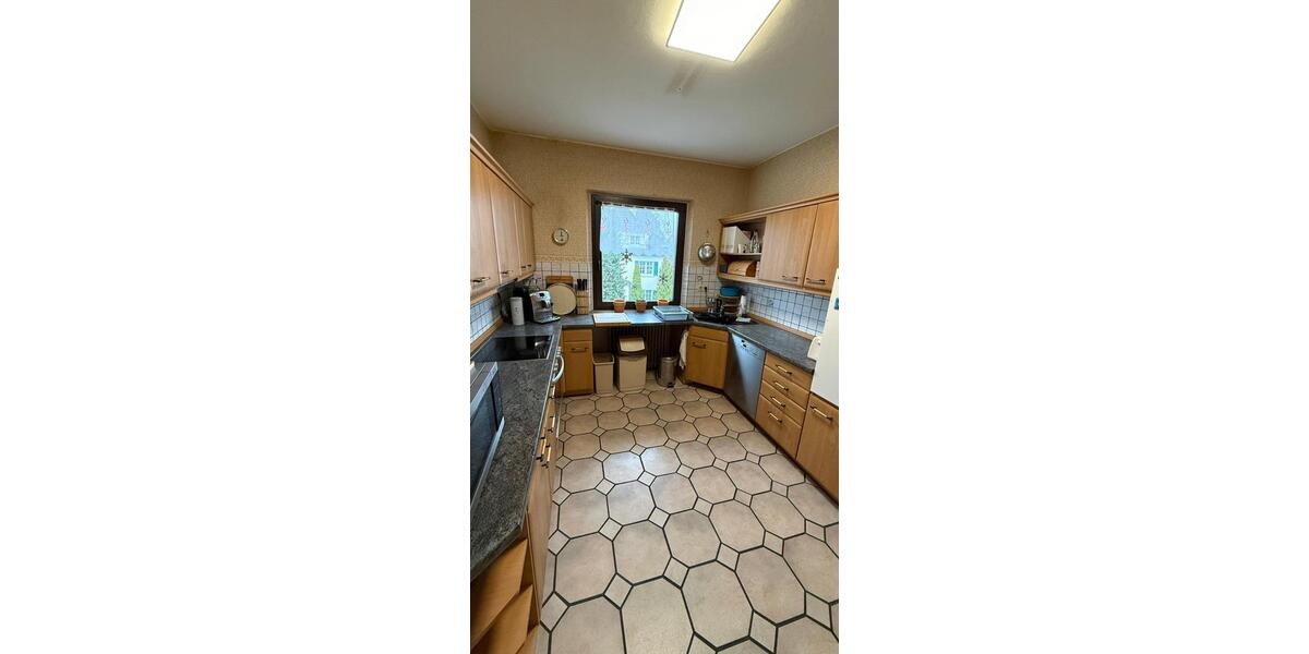 Doppelhaushälfte Waldbröl - 8 Zimmer, 183 m&sup2;, 299.000&euro; | Angebot:25830564