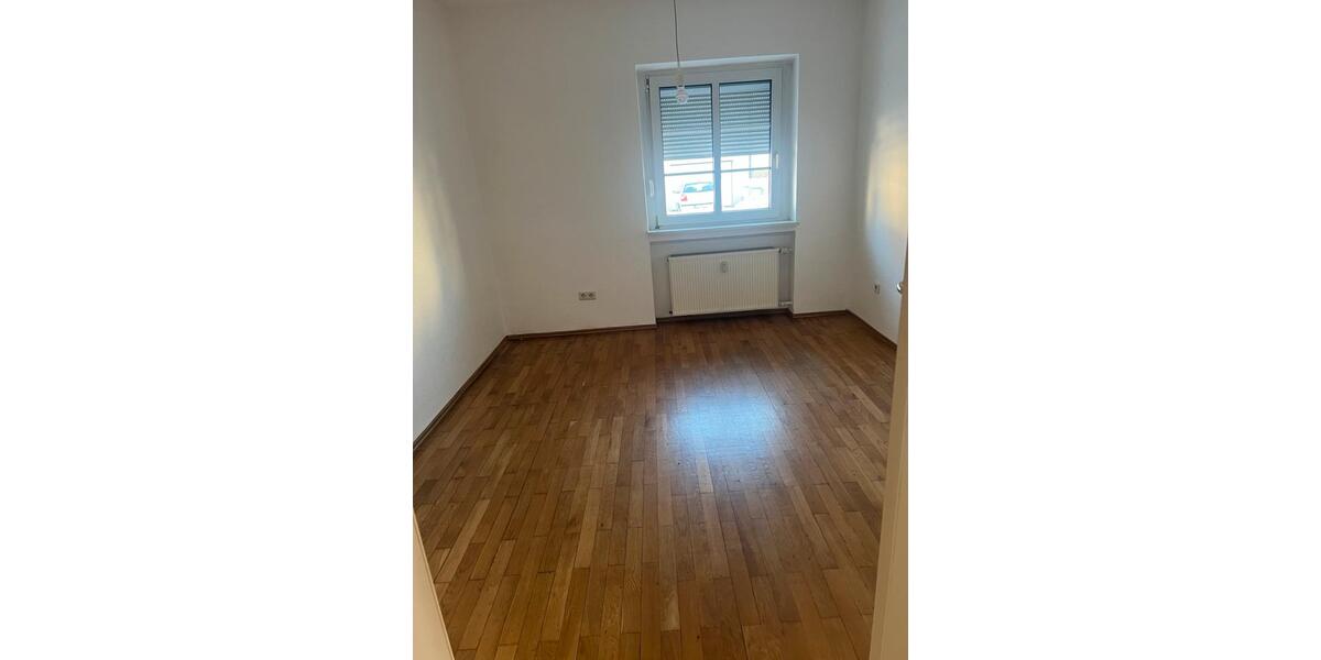 Erdgeschoßwohnung Meinerzhagen - 3 Zimmer, 70 m&sup2;, 830&euro; | Angebot:25269464