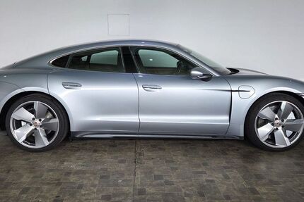 Porsche Taycan 27.000 km 61.890 &euro; Nümbrecht 51588