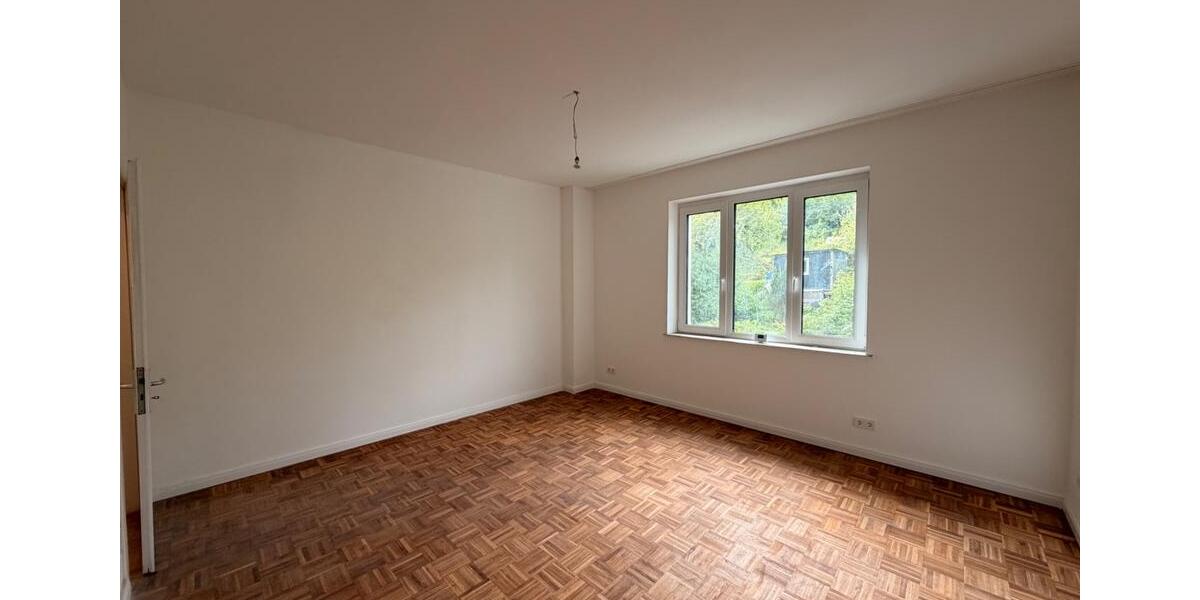 Etagenwohnung Gummersbach Berstig Süd - 3 Zimmer, 80 m&sup2;, 950&euro; | Angebot:26420589