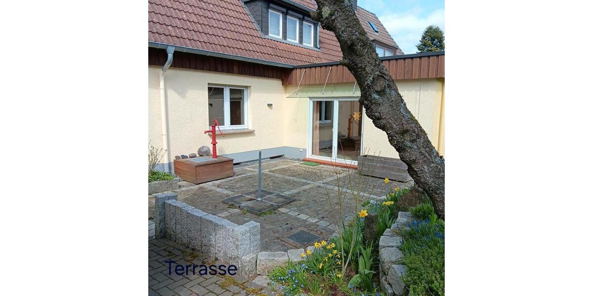 Doppelhaushälfte Kierspe - 5 Zimmer, 124 m&sup2;, 340.000&euro; | Angebot:26071812