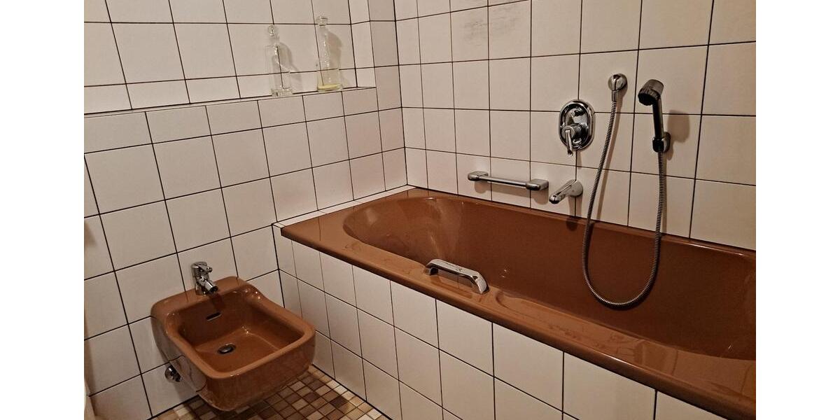 Einfamilienhaus Wiehl - 7 Zimmer, 167 m&sup2;, 325.000&euro; | Angebot:25591839