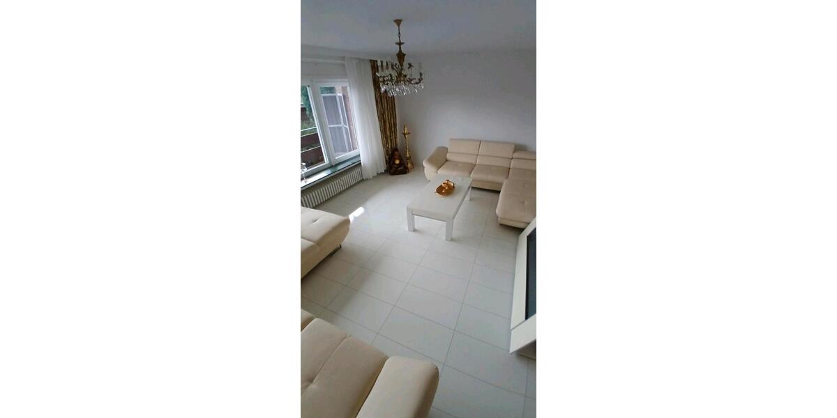 Doppelhaushälfte Lindlar - 9 Zimmer, 245 m&sup2;, 650.000&euro; | Angebot:24563291