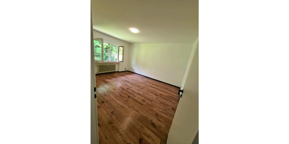 Etagenwohnung Lüdenscheid Staberg - 4 Zimmer, 105 m&sup2;, 255.000&euro; | Angebot:26865134
