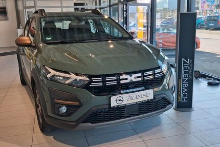 Dacia Sandero 14.300 km 17.900 &euro; Waldbröl 51545