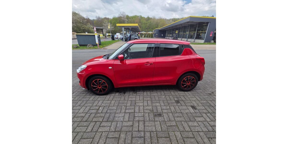 Suzuki Swift 55.000 km 12.100 &euro; Olpe 57462