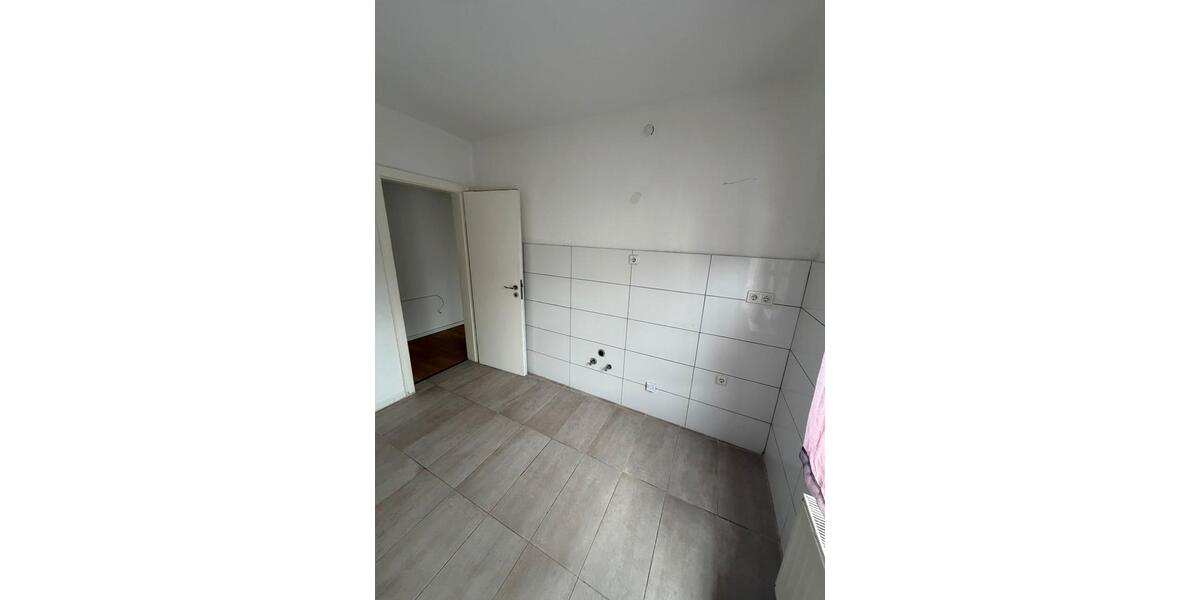 Erdgeschoßwohnung Plettenberg - 3 Zimmer, 69 m&sup2;, 480&euro; | Angebot:27549483