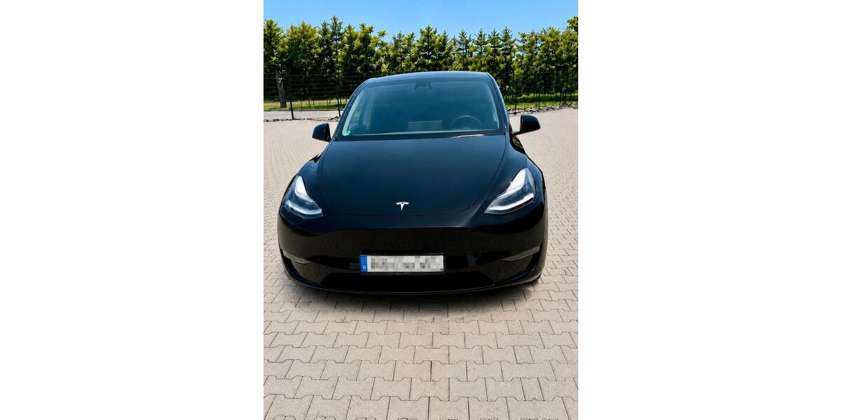 Tesla Model Y 35.000 km 39.800 &euro; Wiehl 51674