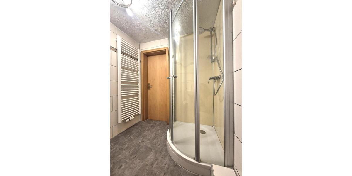 Erdgeschoßwohnung Lindlar - 3 Zimmer, 91 m&sup2;, 800&euro; | Angebot:25884314