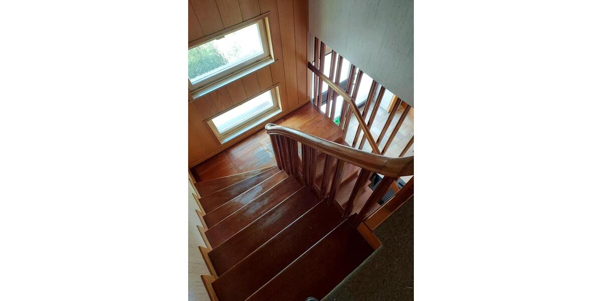 Einfamilienhaus Wiehl - 7 Zimmer, 167 m&sup2;, 325.000&euro; | Angebot:25591839