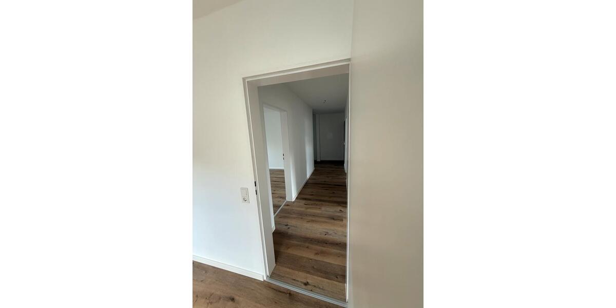 Dachgeschoßwohnung Olpe - 4 Zimmer, 80 m&sup2;, 225.000&euro; | Angebot:27181327