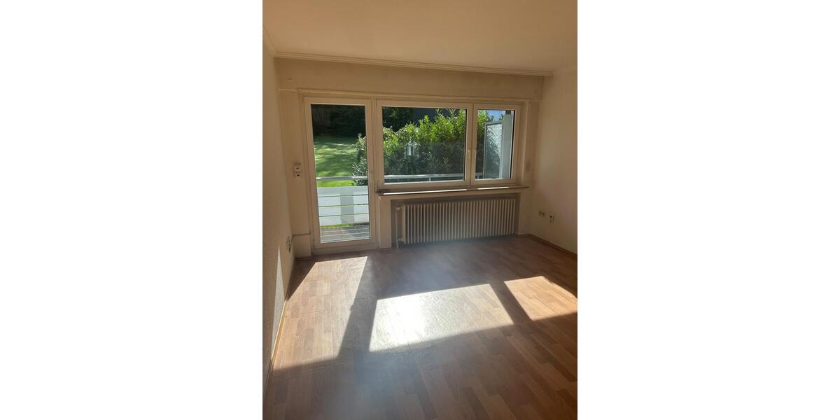 Hochparterre Wermelskirchen - 2 Zimmer, 72 m&sup2;, 700&euro; | Angebot:27587162