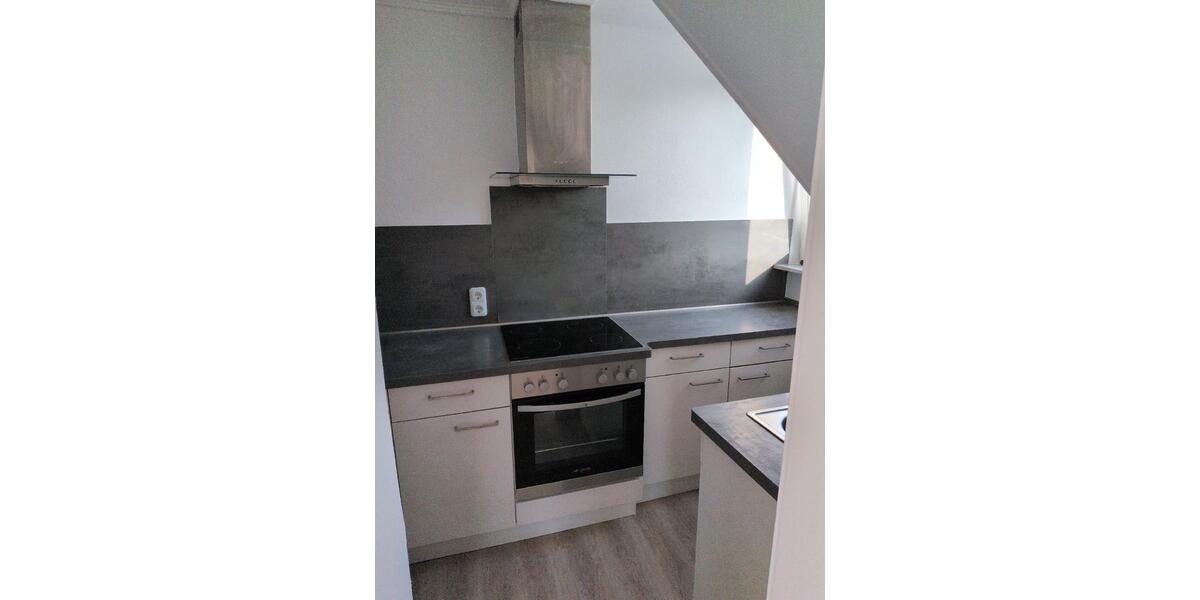 Dachgeschoßwohnung Freudenberg - 3 Zimmer, 64 m&sup2;, 608&euro; | Angebot:26147175