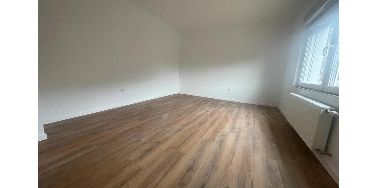 Erdgeschoßwohnung Meinerzhagen - 3 Zimmer, 75 m&sup2;, 1.050&euro; | Angebot:25136915
