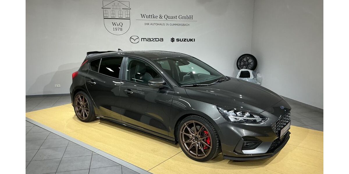 Ford Focus 27.300 km 27.950 &euro; Gummersbach 51645