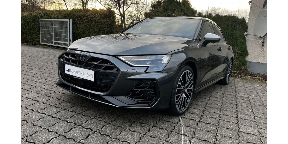 Audi S3 8.900 km 47.390 &euro; Bergneustadt 51702