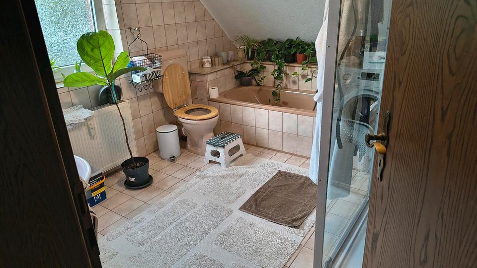 Dachgeschoßwohnung Ruppichteroth - 2 Zimmer, 69 m&sup2;, 550&euro; | Angebot:27578572