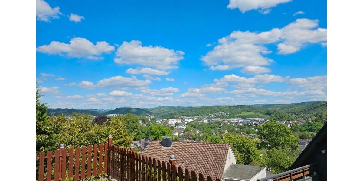 Einfamilienhaus Bergneustadt - 5 Zimmer, 113 m&sup2;, 399.000&euro; | Angebot:26949679