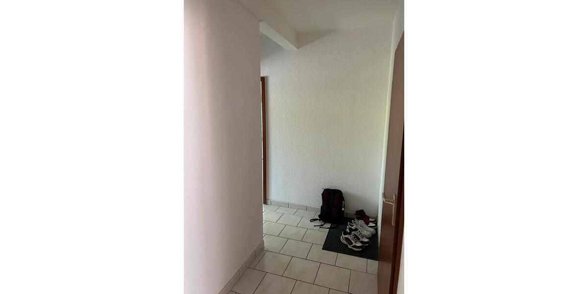 Etagenwohnung Wermelskirchen - 2 Zimmer, 66 m&sup2;, 840&euro; | Angebot:26429980