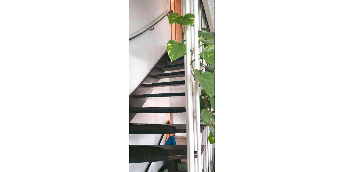 Einfamilienhaus Waldbröl - 5 Zimmer, 150 m&sup2;, 1.650&euro; | Angebot:26015573