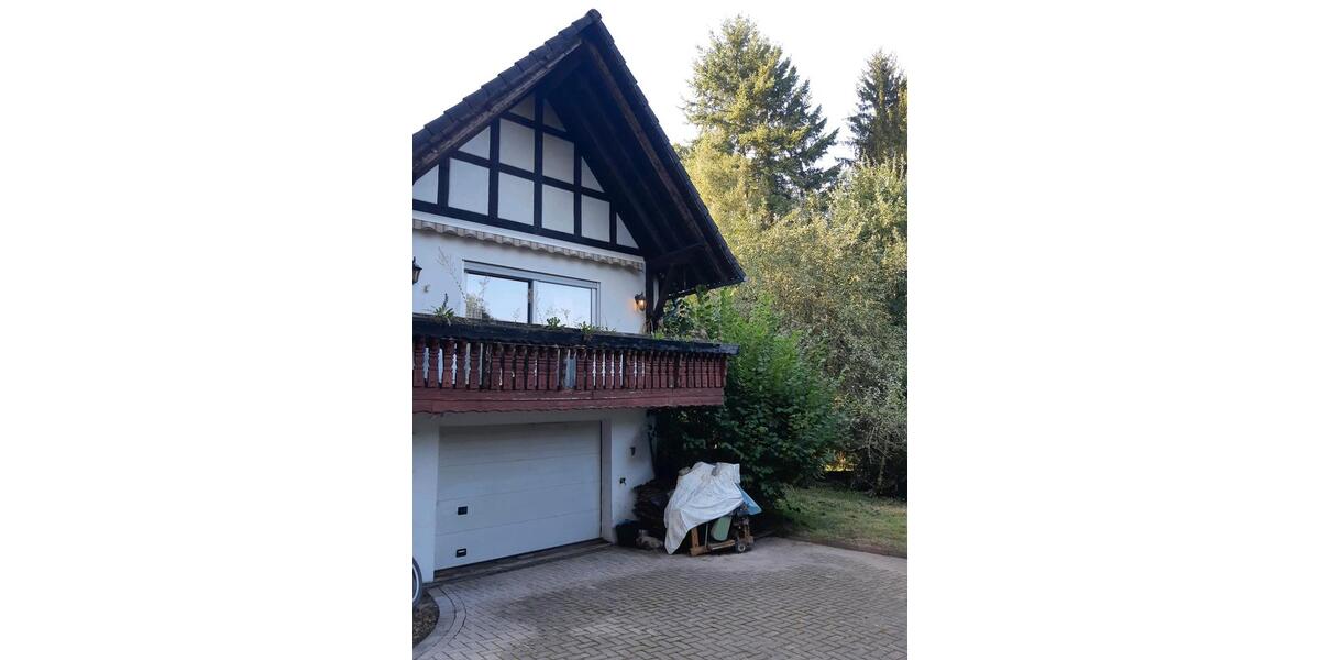 Einfamilienhaus Reichshof - 10 Zimmer, 250 m&sup2;, 249.000&euro; | Angebot:26123093