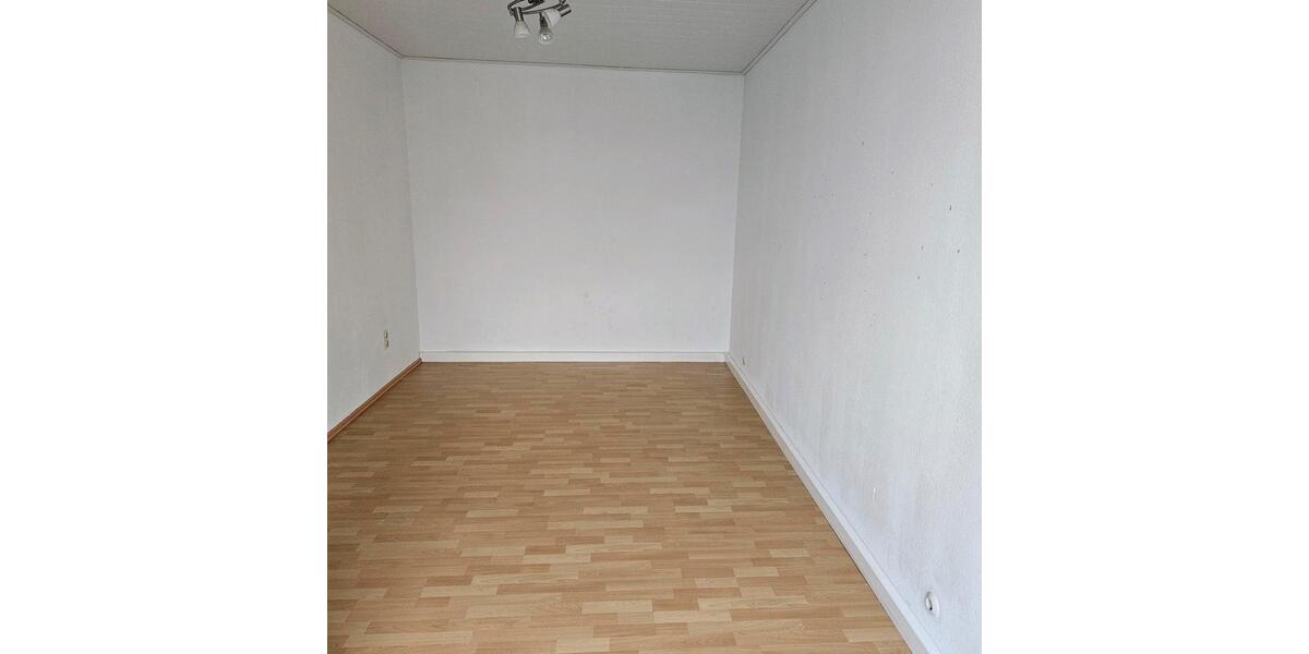Etagenwohnung Gummersbach - 2 Zimmer, 60 m&sup2;, 650&euro; | Angebot:26662662