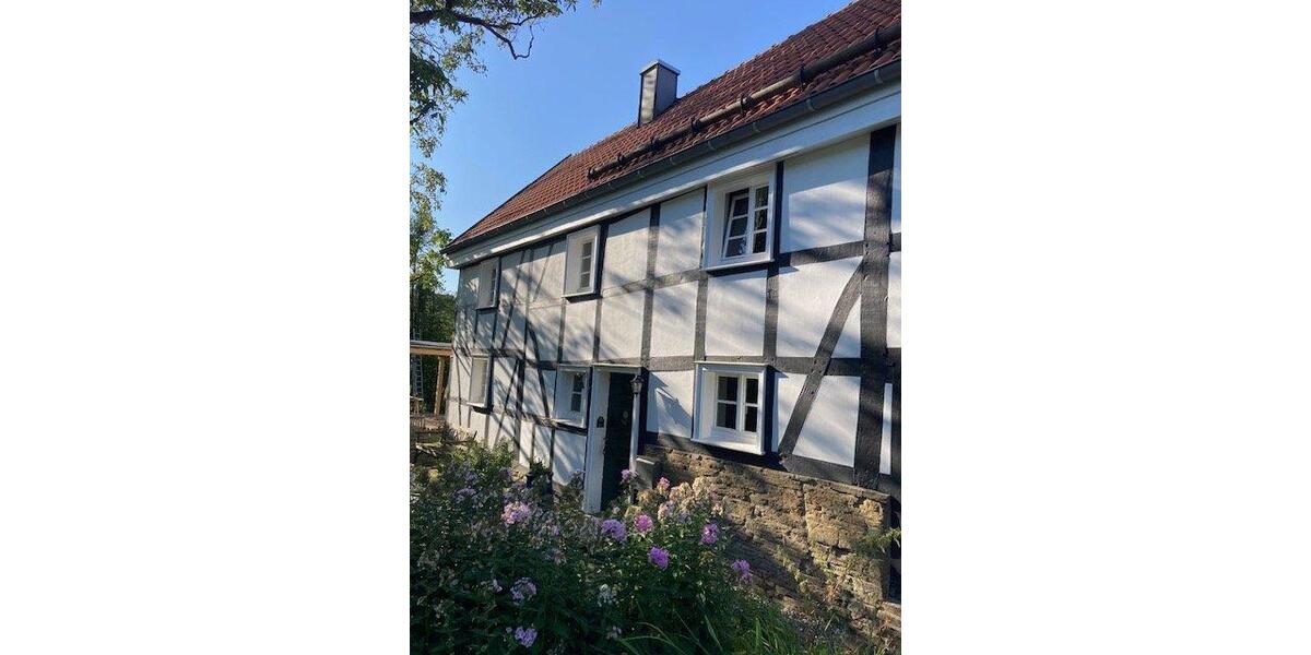 Einfamilienhaus Overath - 5 Zimmer, 190 m&sup2;, 1.980&euro; | Angebot:25993243
