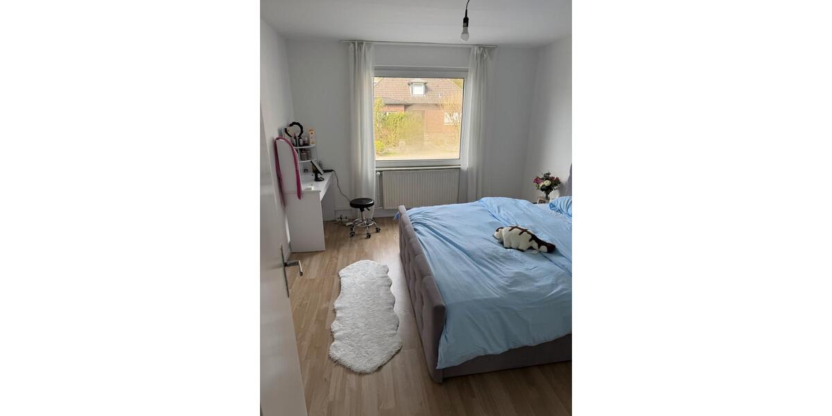 Mehrfamilienhaus, Wohnhaus Gummersbach Berstig Süd - 12 Zimmer, 300 m&sup2;, 400.000&euro; | Angebot:26598302