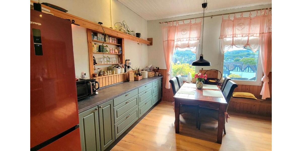 Einfamilienhaus Wiehl - 6 Zimmer, 140 m&sup2;, 359.000&euro; | Angebot:25961800