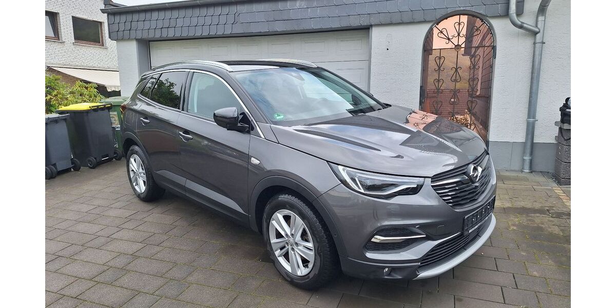 Opel Grandland (X) 31.461 km 17.900 &euro; Overath 51491