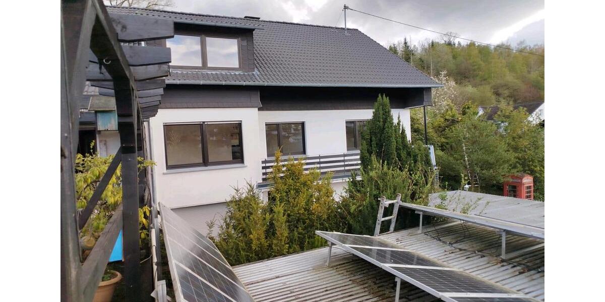 Erdgeschoßwohnung Bergneustadt - 3 Zimmer, 84 m&sup2;, 672&euro; | Angebot:27550518