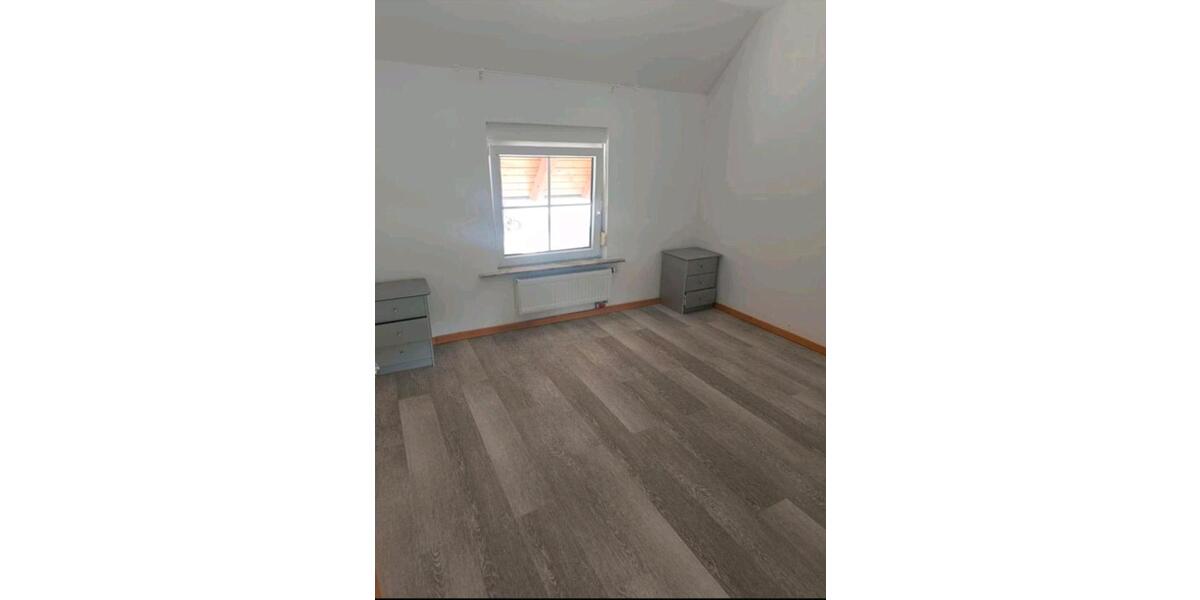 Etagenwohnung Wissen - 3 Zimmer, 75 m&sup2;, 750&euro; | Angebot:25843306