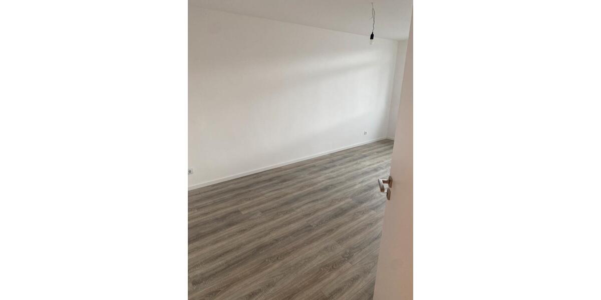 Etagenwohnung Bergneustadt - 2 Zimmer, 70 m&sup2;, 750&euro; | Angebot:26378943