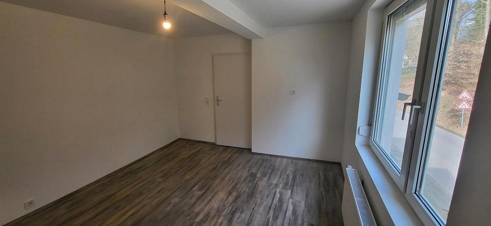 Etagenwohnung Engelskirchen - 4.5 Zimmer, 100 m&sup2;, 1.000&euro; | Angebot:25406261