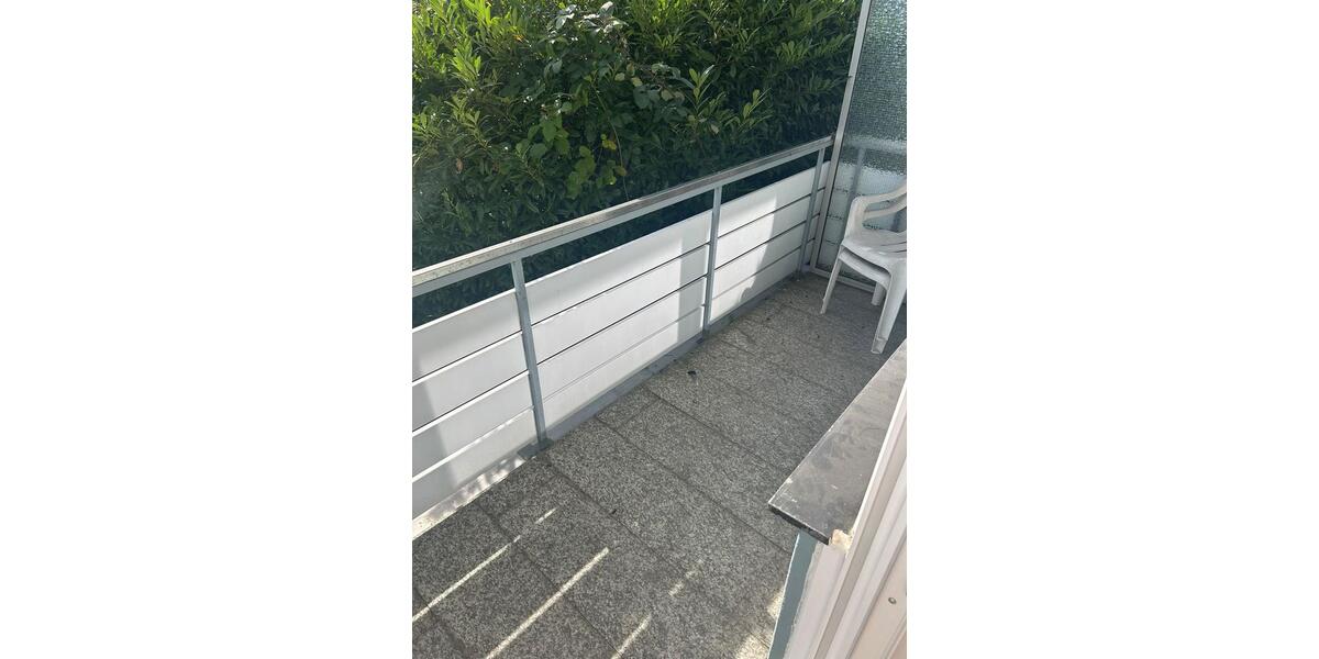 Hochparterre Wermelskirchen - 2 Zimmer, 72 m&sup2;, 700&euro; | Angebot:27587162