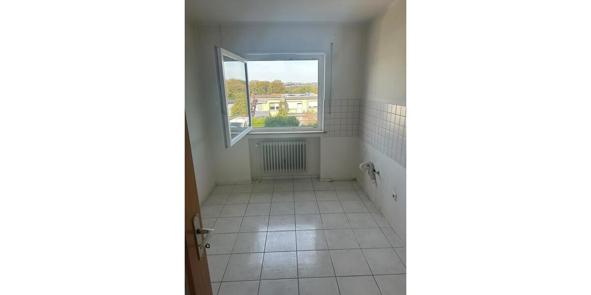 Hochparterre Wermelskirchen - 2 Zimmer, 72 m&sup2;, 700&euro; | Angebot:27587162