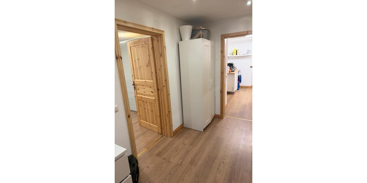 Etagenwohnung Friesenhagen - 4 Zimmer, 90 m&sup2;, 950&euro; | Angebot:27544455