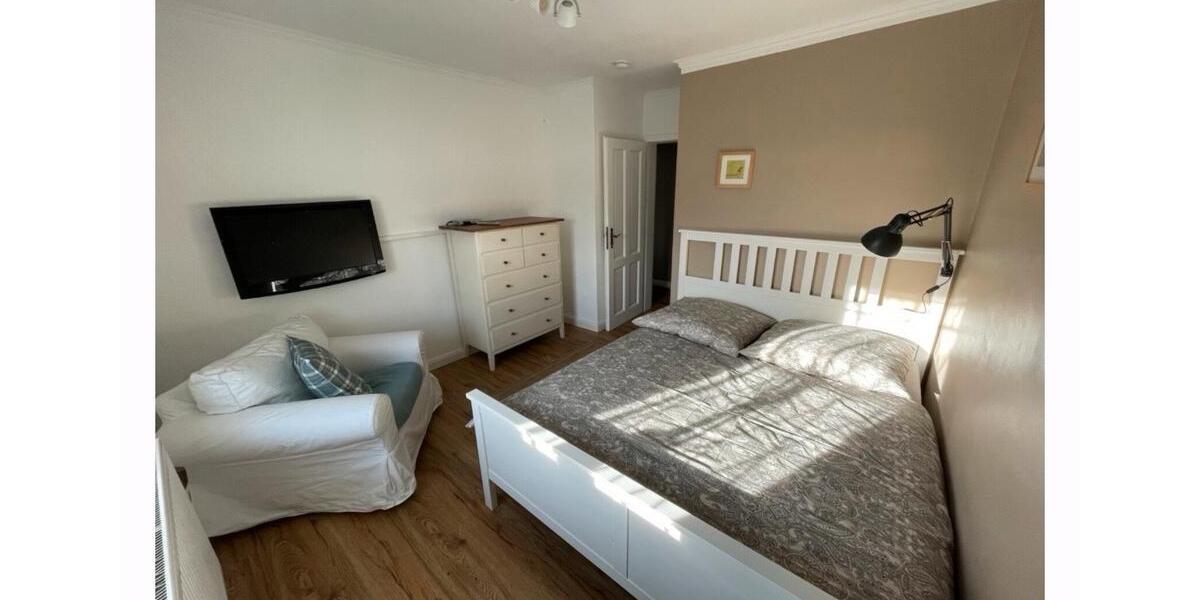 Doppelhaushälfte Reichshof - 9 Zimmer, 320 m&sup2;, 400.000&euro; | Angebot:27030689