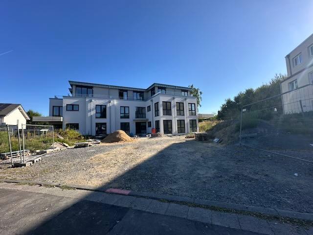 Einfamilienhaus Eitorf - 4.5 Zimmer, 210 m&sup2;, 2.700&euro; | Angebot:27596313