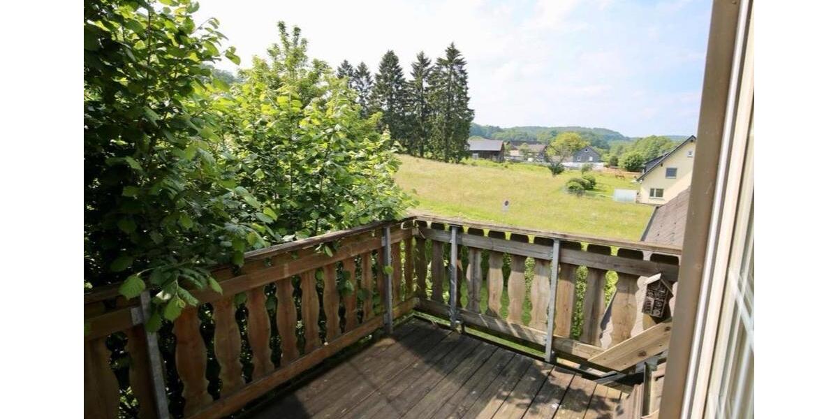 Mehrfamilienhaus, Wohnhaus Kürten - 9 Zimmer, 246 m&sup2;, 550.000&euro; | Angebot:25477902